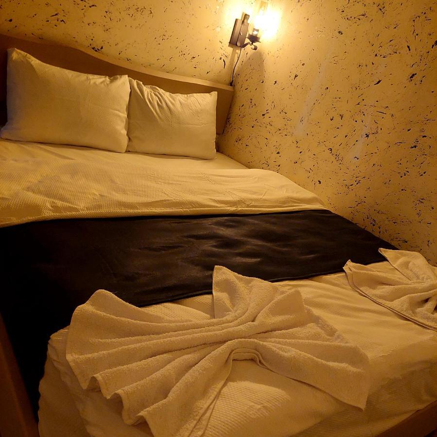 Hotel In Time Призрен Екстериор снимка