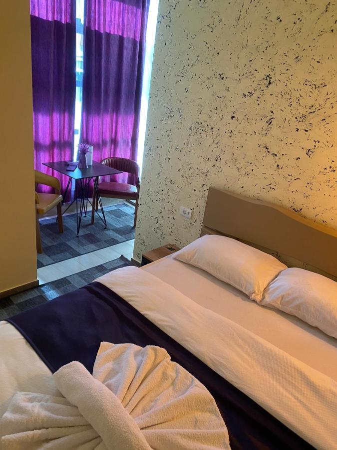 Hotel In Time Призрен Екстериор снимка