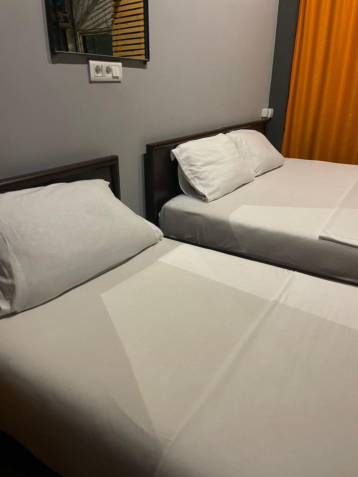 Hotel In Time Призрен Екстериор снимка