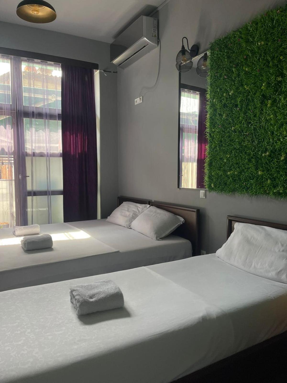 Hotel In Time Призрен Екстериор снимка