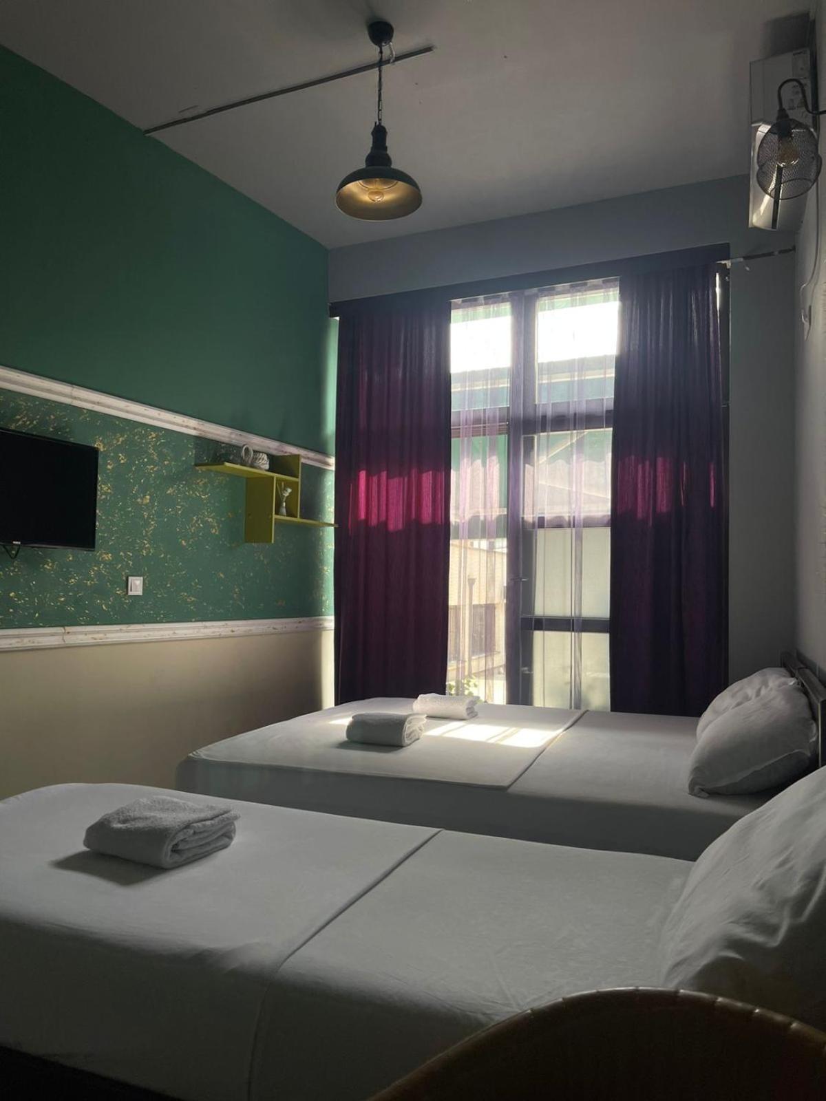 Hotel In Time Призрен Екстериор снимка