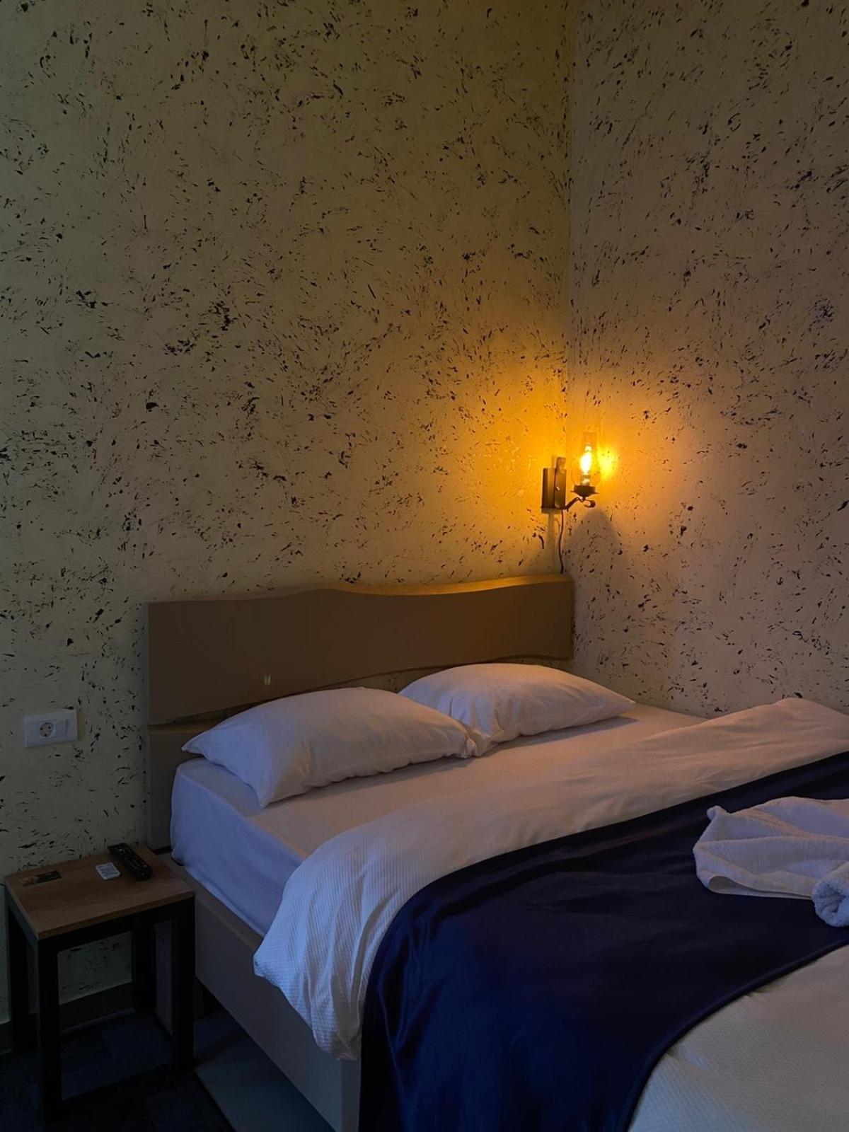 Hotel In Time Призрен Стая снимка